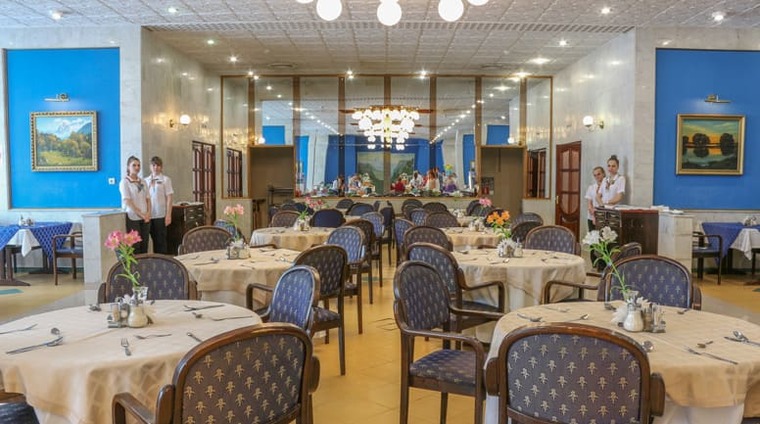 Ресторан «Горный» в санатории Целебный Нарзан Кисловодска 